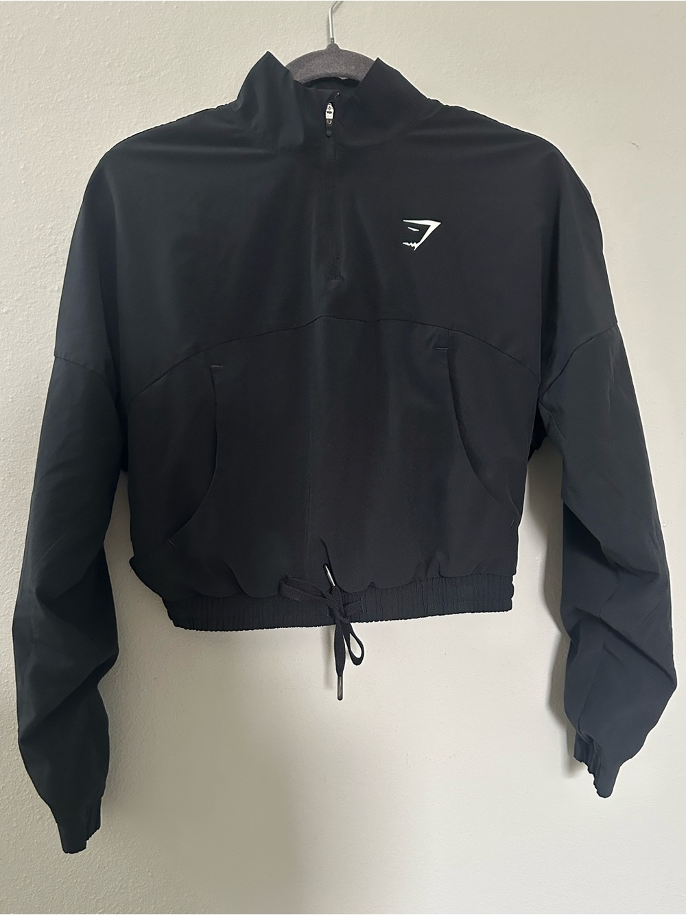 Gymshark Black Cropped Half-Zip Jacket Size S - Picture 2 of 5